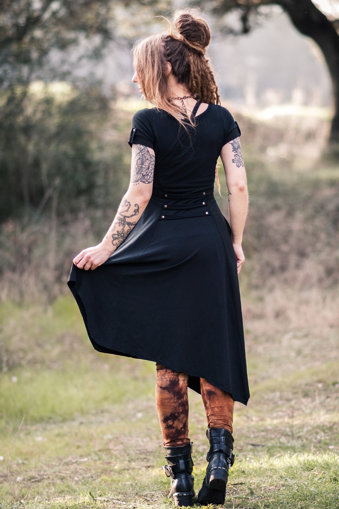 Svarga Dress
